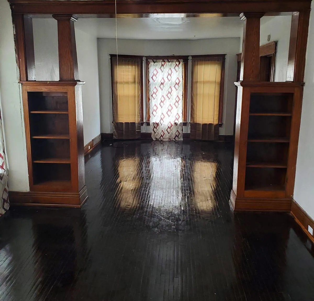 2 bed, 3920 sqft, $1,100 — Photo 4
