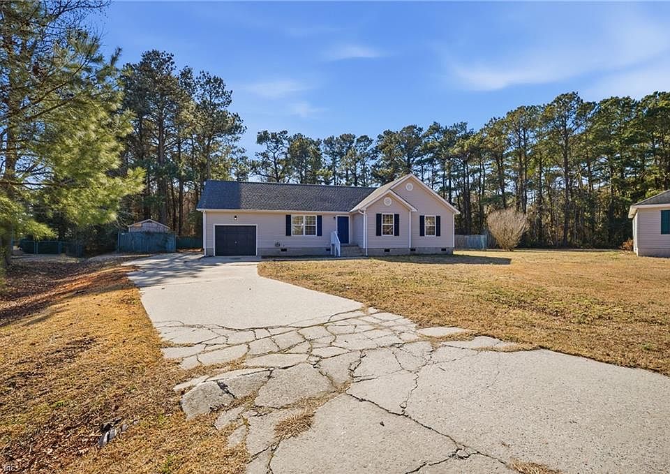 1st image of 115 Sunny Ln