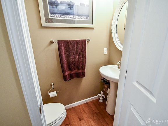 5th image of 2260 Murphy Ln E
