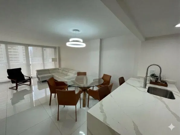 600 NE 36th St APT 1111, Miami, FL 33137
