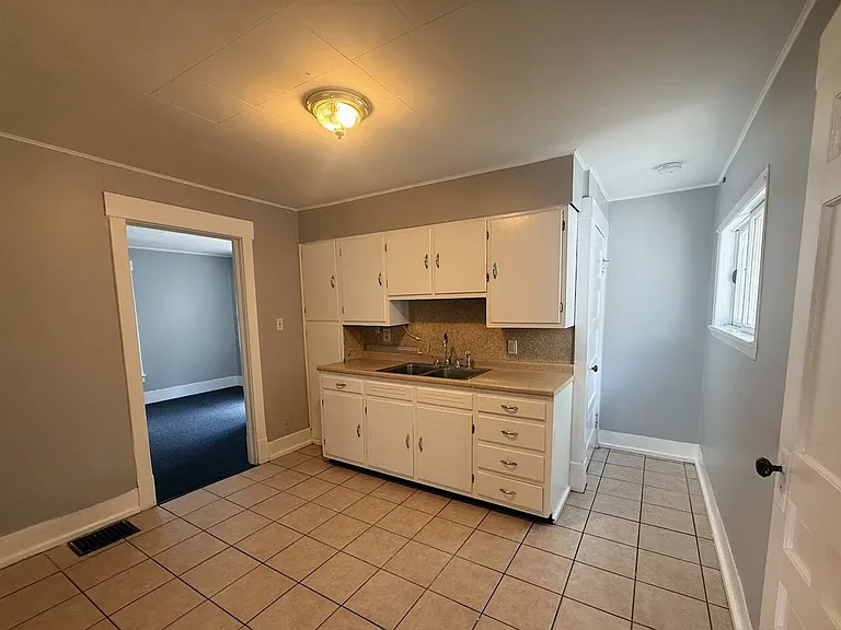 9091 Cleveland Ave NW — Photo 5
