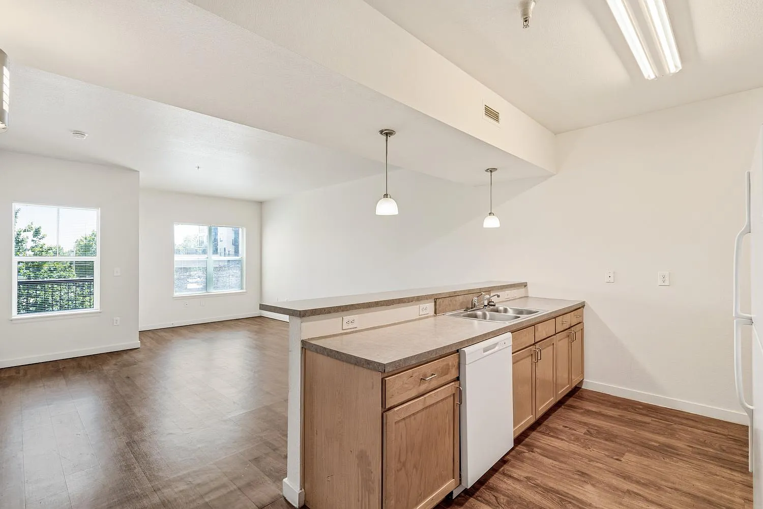 Clay Street Residences — Photo 1