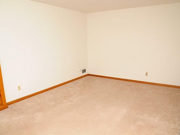 2nd image of 2216 Carmen Dr