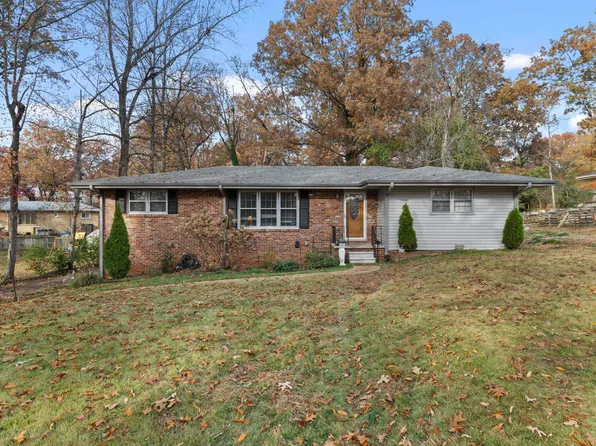 1605 Winston St, Florence, AL 35630