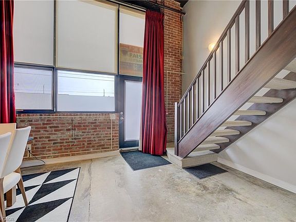 3rd image of 85 Spruce St #112