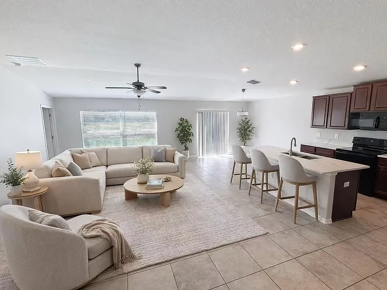 10241 Strawberry Tetra Dr — Photo 5
