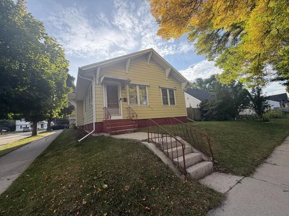 2437 N 22nd STREET, Sheboygan, WI 53083