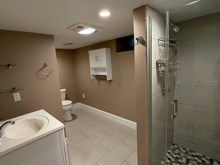 10 Ashford St #1 — Photo 7