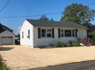 26 Cove Point Rd, Toms River, NJ 08753