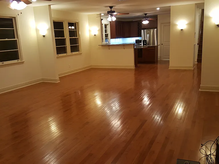 6021 Canal Blvd — Photo 4