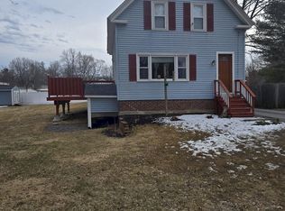 10 Miller Street, Benton, ME 04901