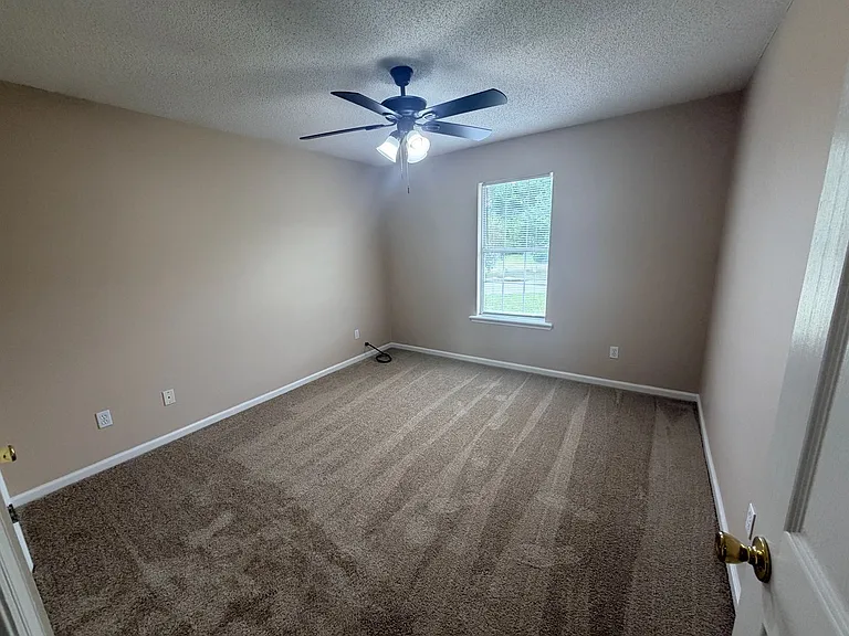 3875 Trotters Ridge Cir — Photo 14
