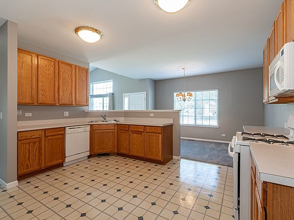 3rd image of 241 Nicole Dr Unit F