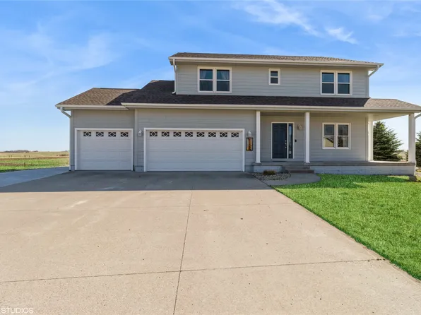 1102 Brown St, Dexter, IA 50070