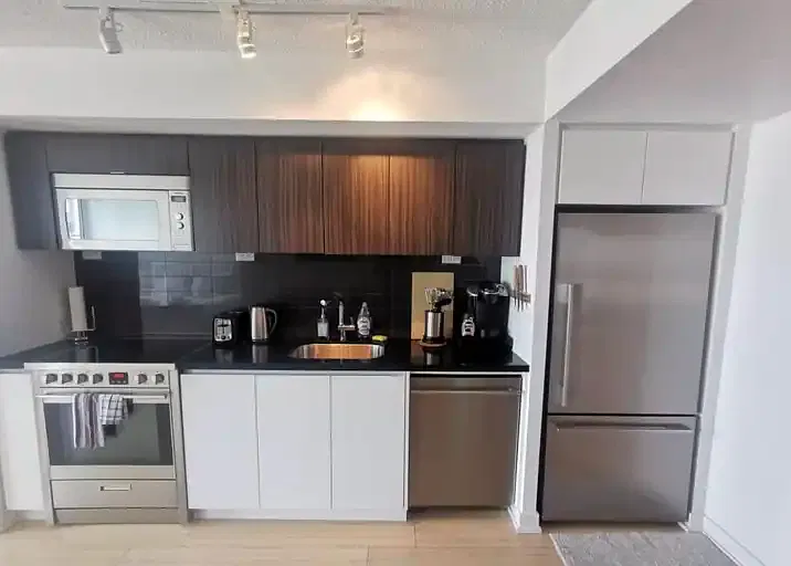 1 bed, 1.0 bath, 570 sqft, $2,300 — Photo 3
