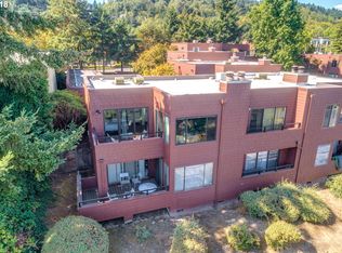 5958 SW Riveridge Ln, Portland, OR 97239