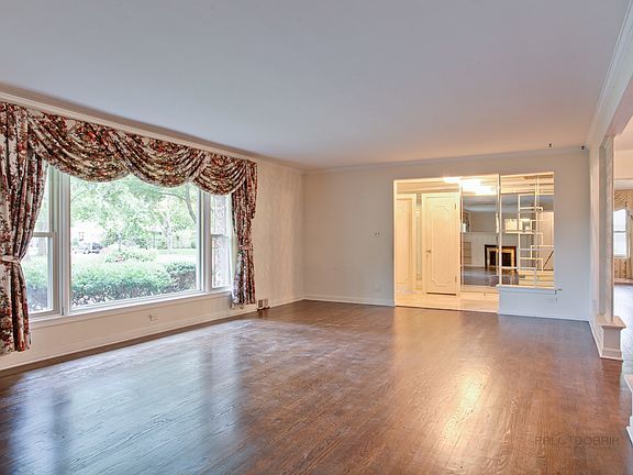 5th image of 6450 N Navajo Ave