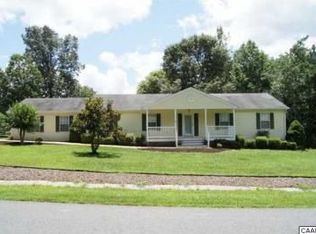 16 Powhatan Rd, Palmyra, VA 22963