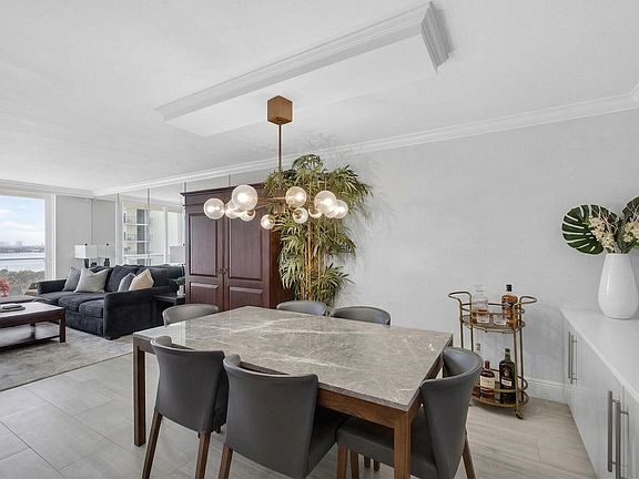 4th image of 5440 N Ocean Drive #805