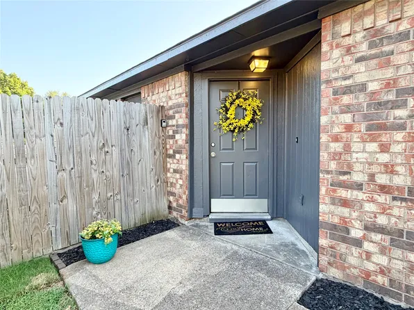 211 E Stone Cir, Wylie, TX 75098