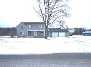 13590 Olin Lakes Dr, Sparta, MI 49345