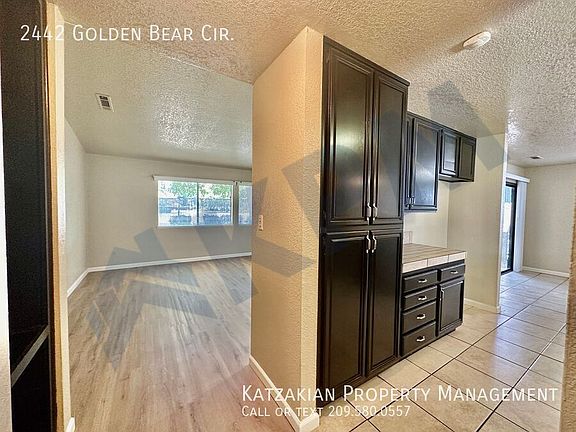 4th image of 2442 Golden Bear Cir