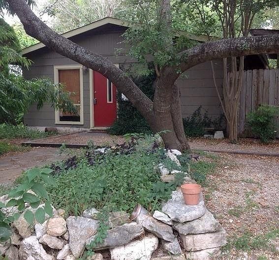 1st image of 515 Sacramento Dr