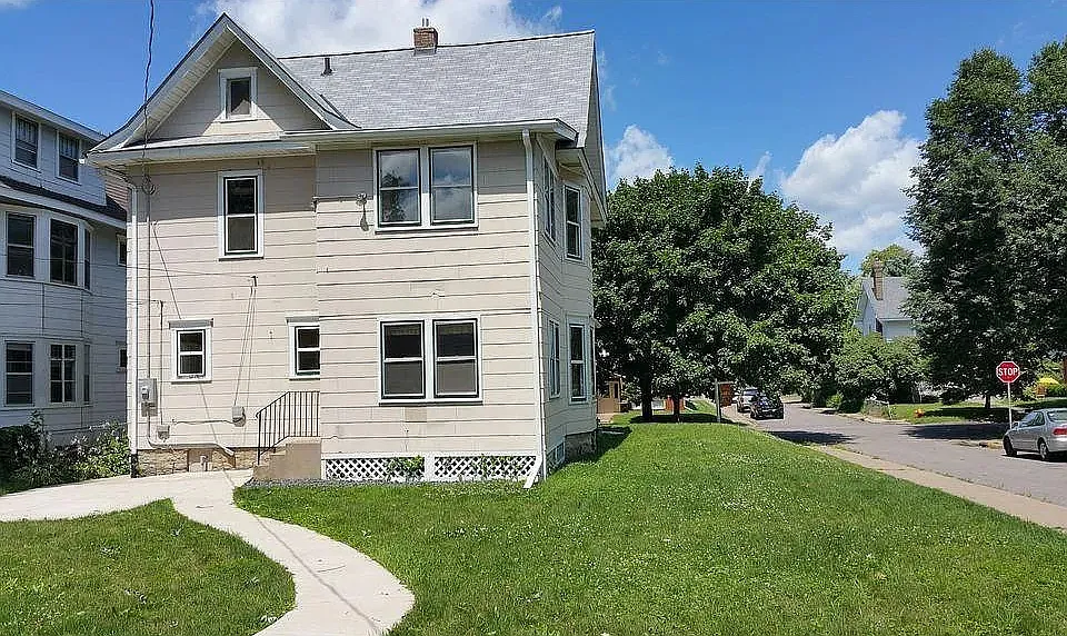 1704 Ashland Ave #1