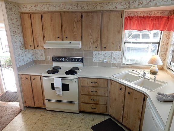 4th image of 4530 9th St E Lot 35