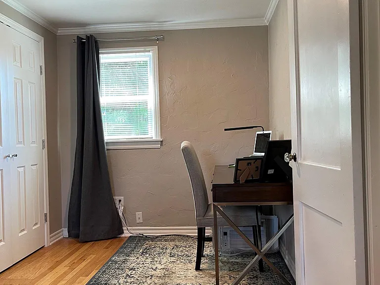 5217 N Dewey Ave — Photo 10