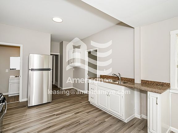 1762097_005_kitchen_12751869.jpg