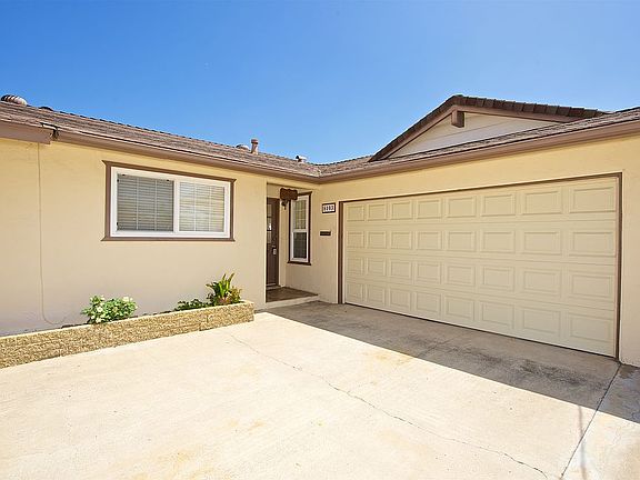 3rd image of 8103 San Carlos Dr