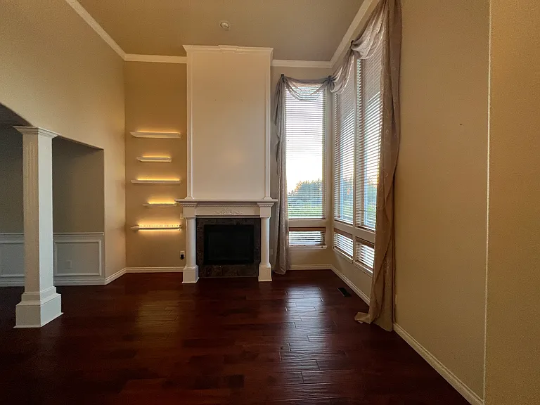 1916 NW 43rd Ave — Photo 6