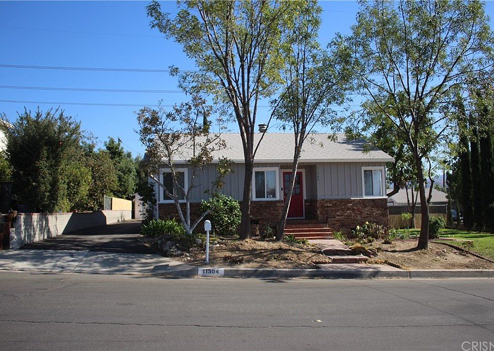 1st image of 11304 Wheatland Ave