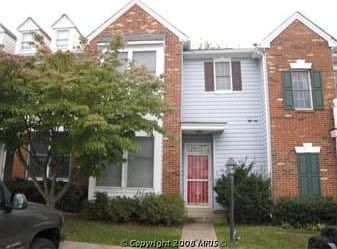 1st image of 108 W Park Dr