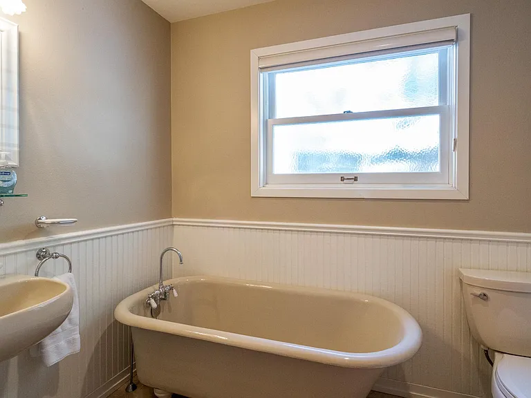 407 W Hallam St — Photo 28