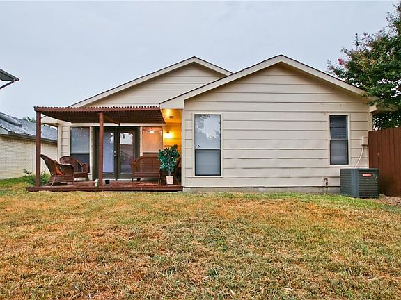 5th image of 3725 Verlaine Dr