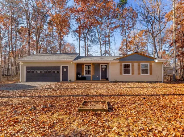 8 Wisteria Way, Palmyra, VA 22963