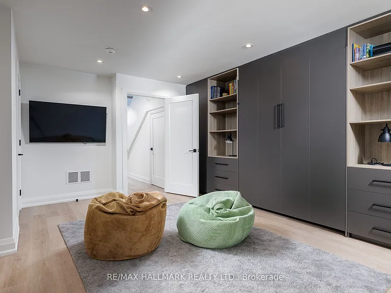 186 Kenilworth Ave — Photo 36