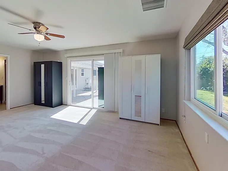 3713 Justine Dr — Photo 20