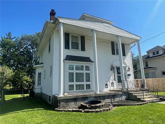 2nd image of 3006 E High St