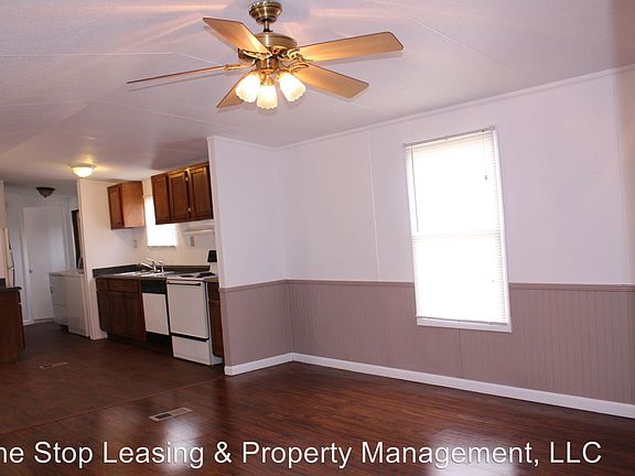 4th image of 598 Cardinal Dr Unit B