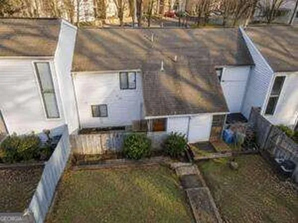 273 Country Club Dr, Jonesboro, GA 30238
