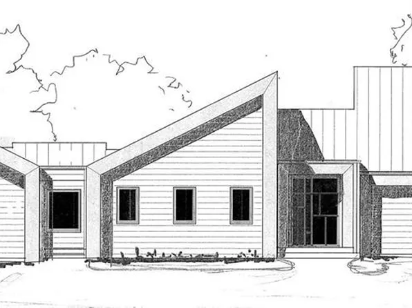709 Whisper Lake Dr, New London, NC 28127