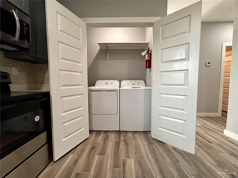 908 W Kohala Ave #1 — Photo 9