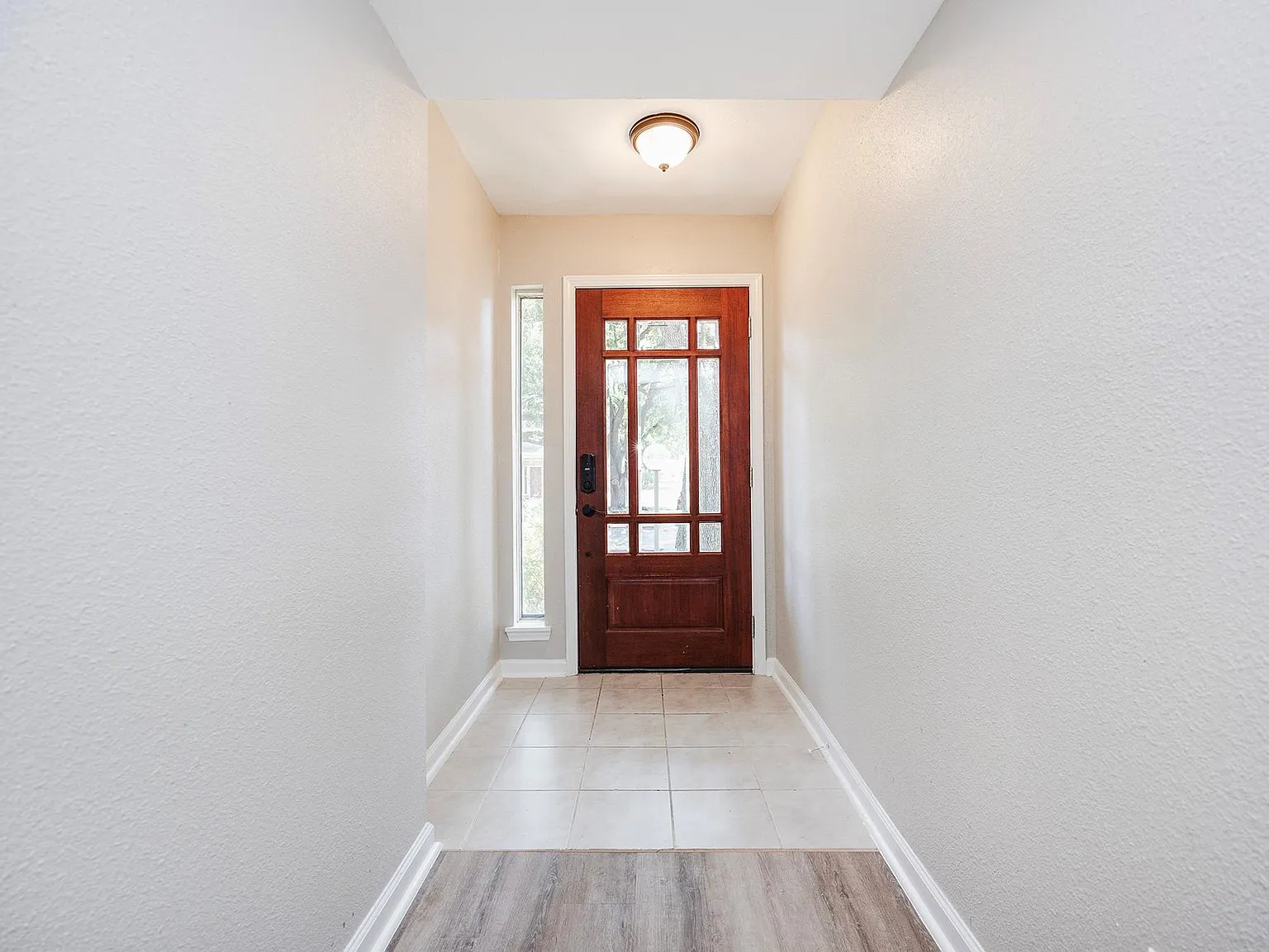 2 bed, 2.5 bath, 1372 sqft, $1,850 — Photo 4