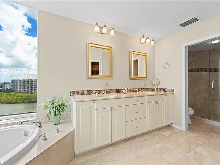 60 Seagate Dr #105 — Photo 18