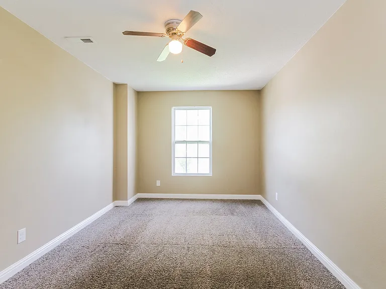 8610 Belle Union Ct — Photo 10