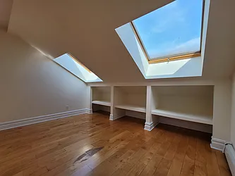 Rented by Julien Aractingi, LREB