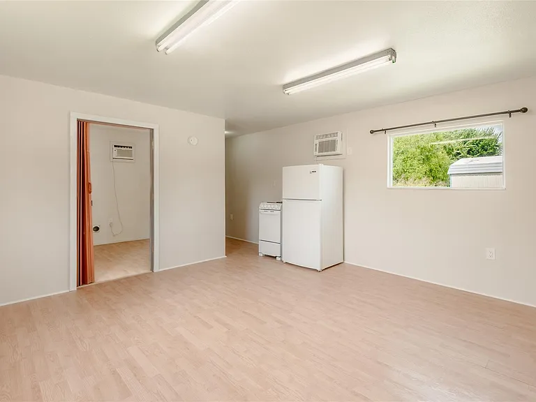 2094 S Robb St — Photo 7